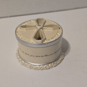 Blu Aura Design Roman Inc Cross Heart Religious Keepsake Jewelry Box Cream‎